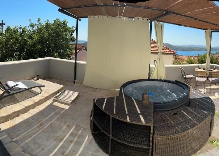 Block Two Apartament *