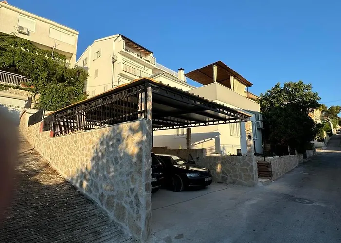 דירה Block Two *